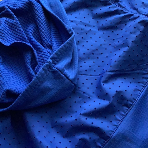 Adidas Hooded Running Jacket Size Small - Picture 6 of 7